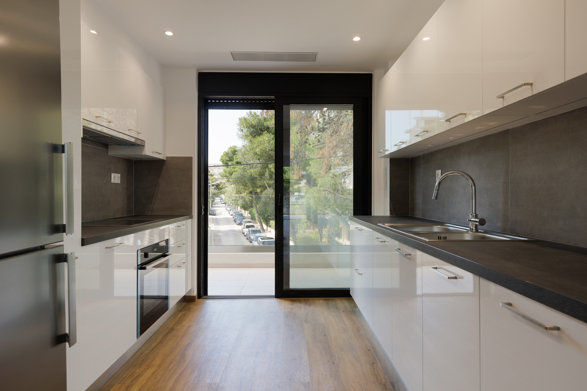 von_poll_real_estate_property_1616851_image_3