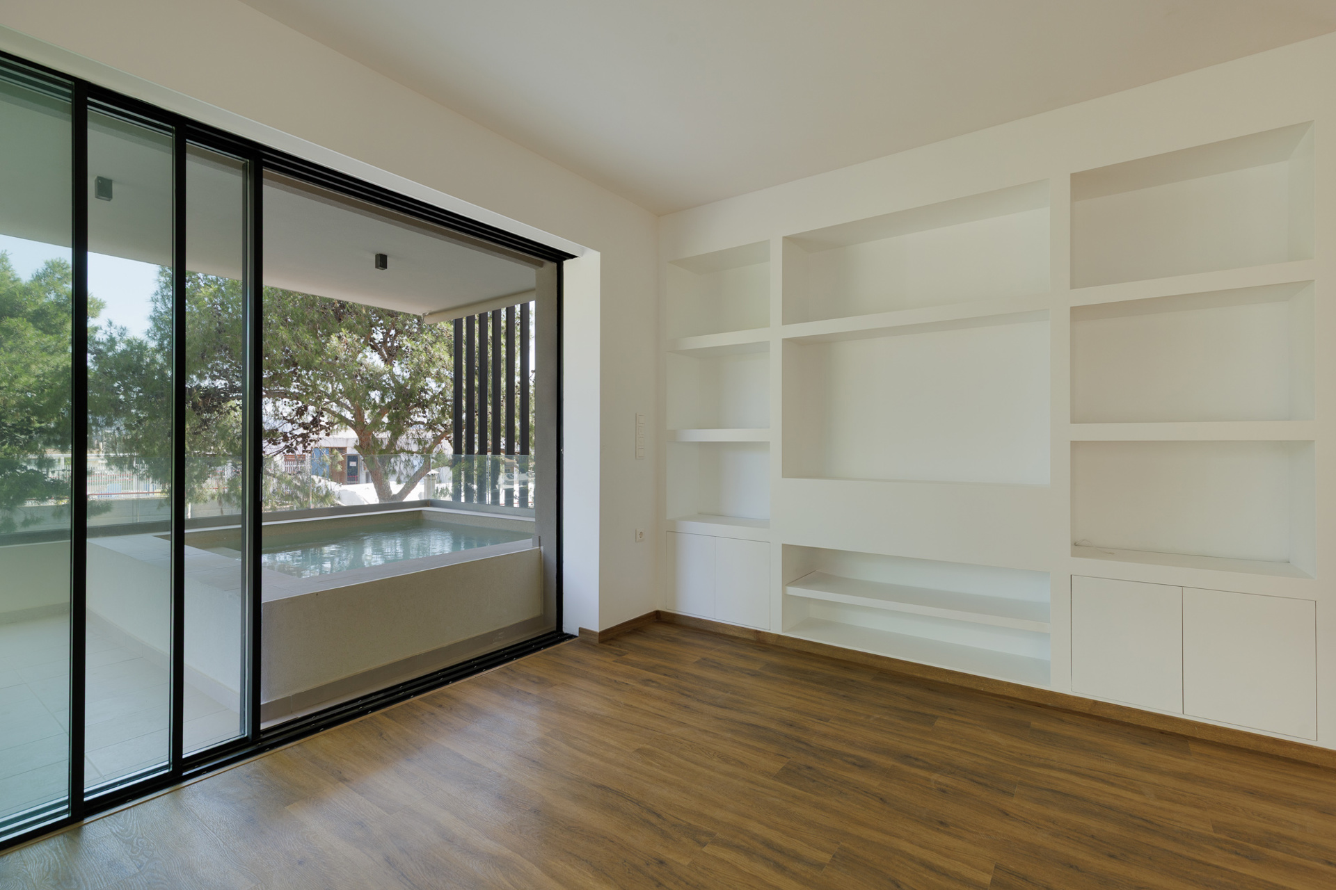 von_poll_real_estate_property_1616851_image_8