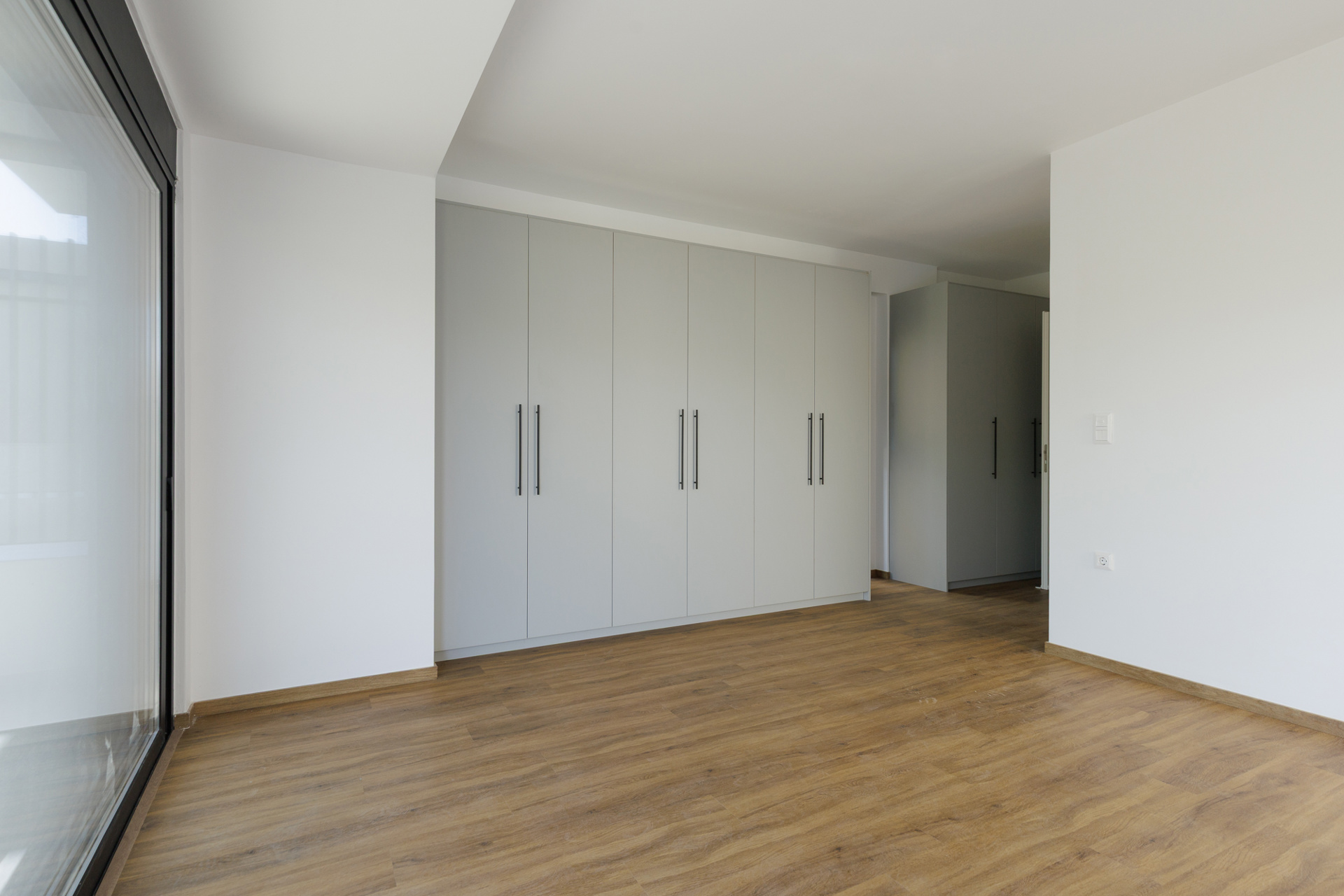 von_poll_real_estate_property_1616851_image_21