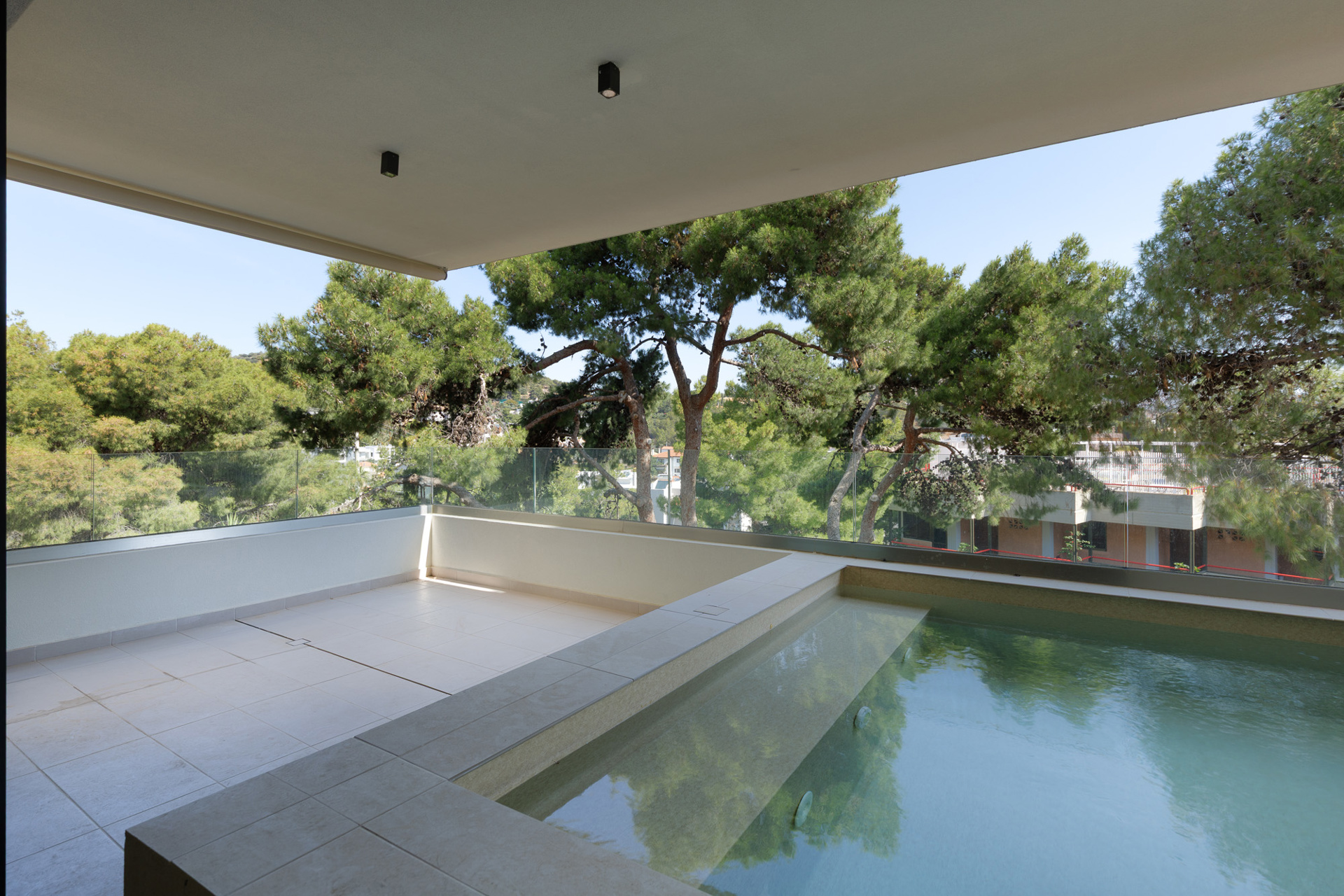 von_poll_real_estate_property_1616851_image_1
