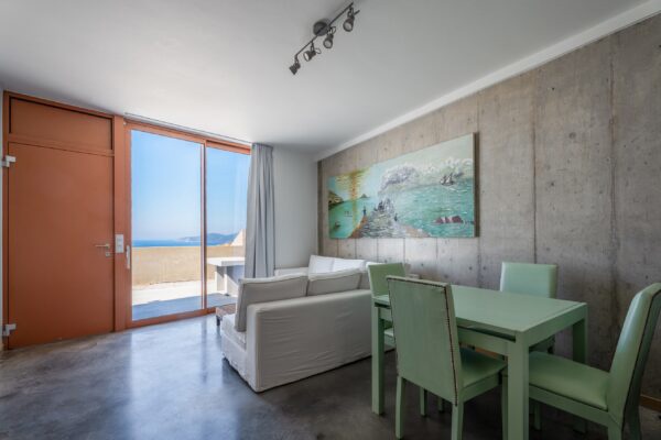 Selling Evia Real Estate