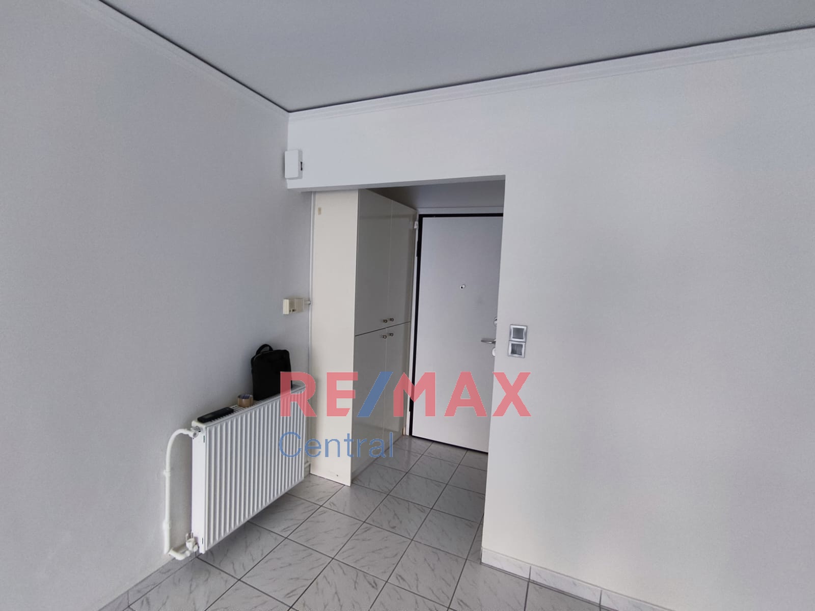 Remax Central