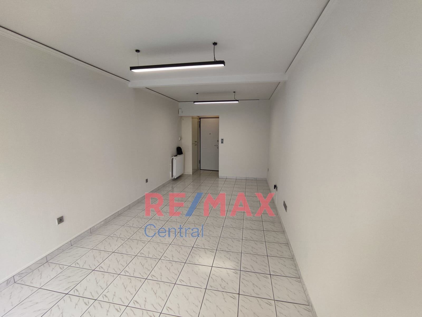 Remax Central