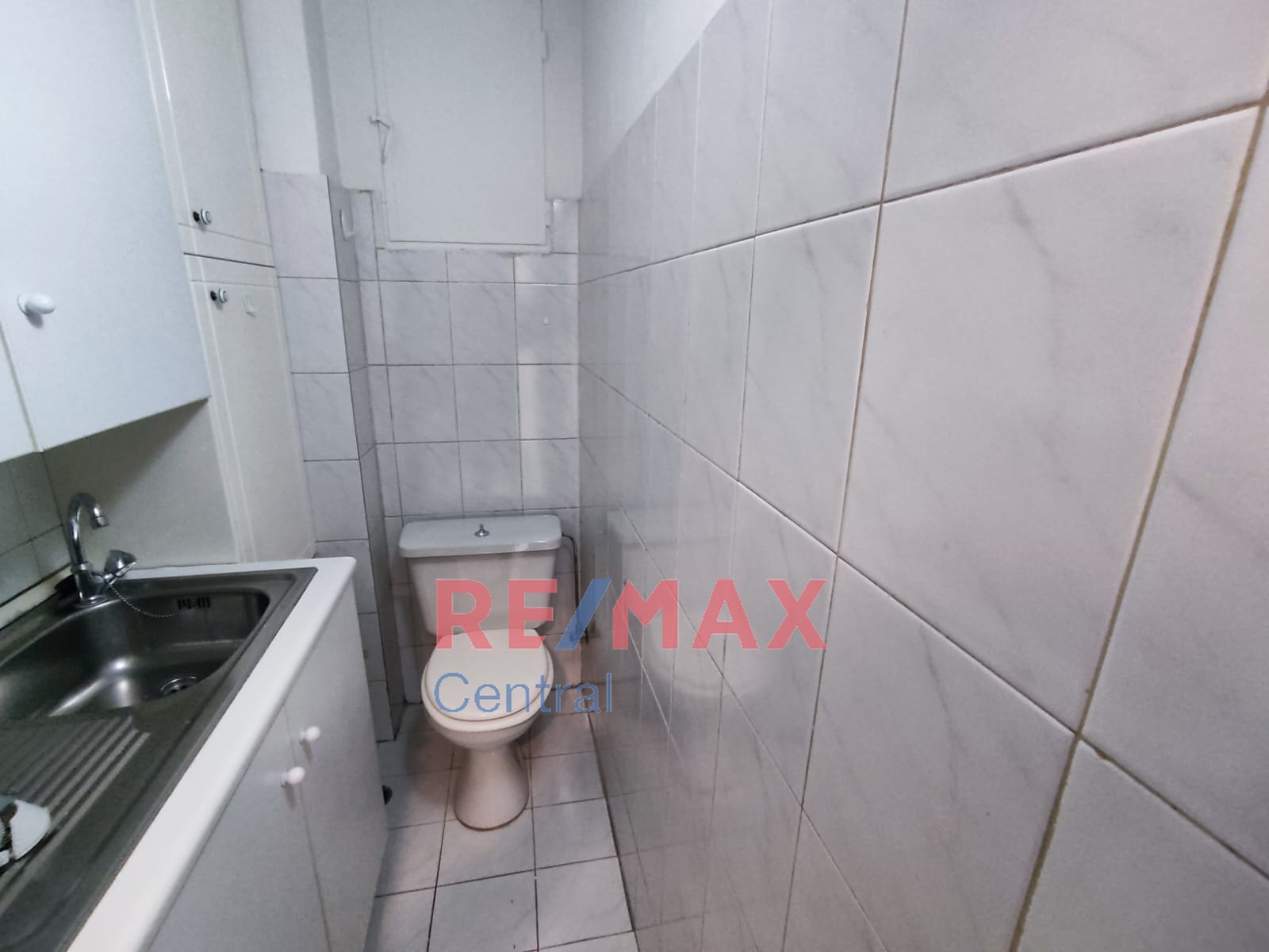 Remax Central