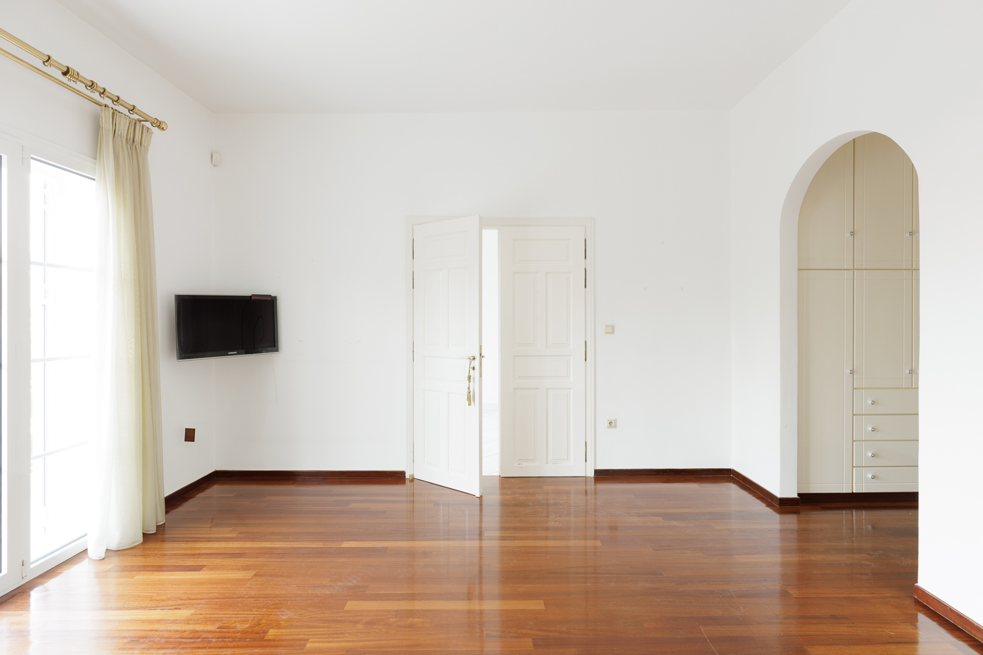 von_poll_real_estate_property_1622876_image_13