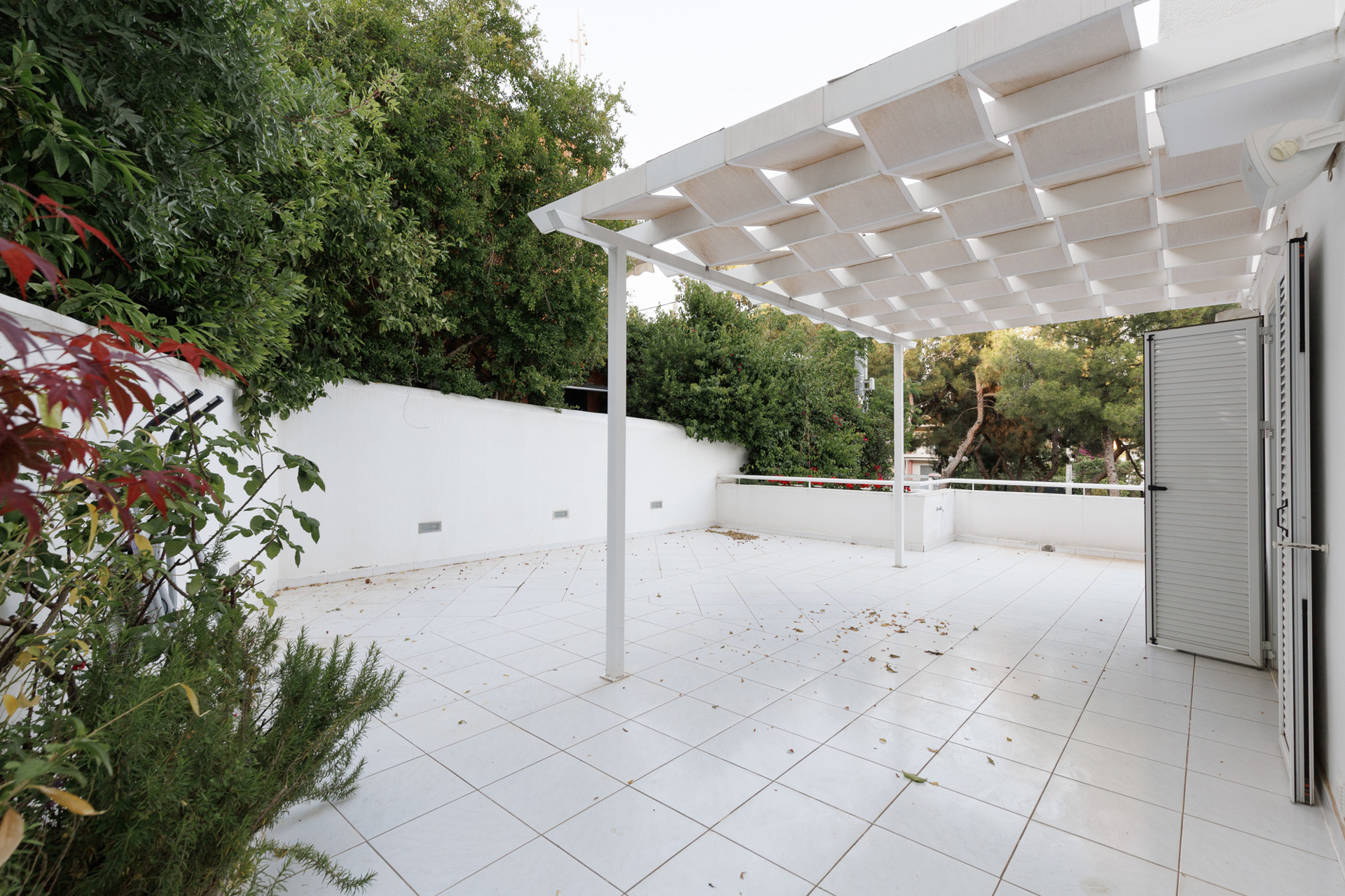 von_poll_real_estate_property_1622876_image_8