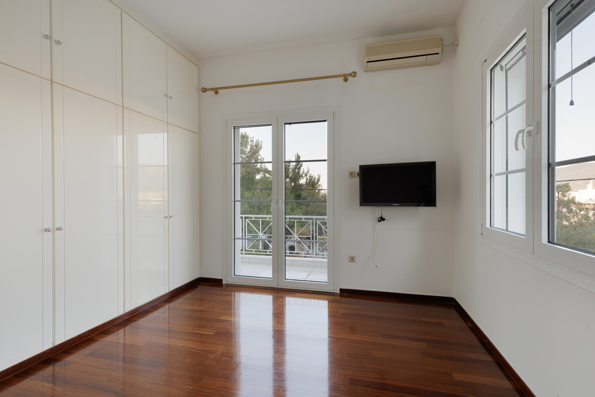 von_poll_real_estate_property_1622876_image_19