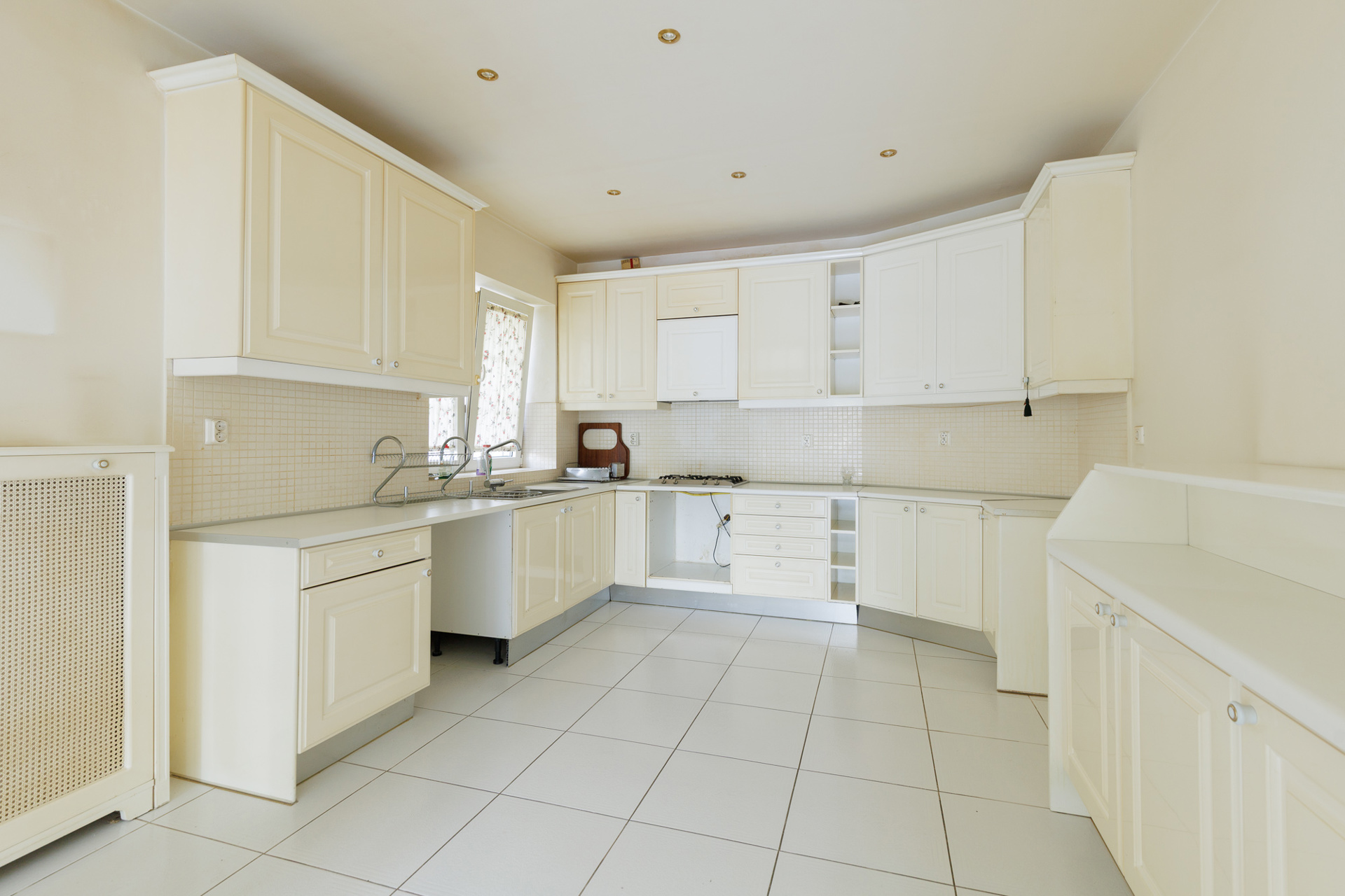von_poll_real_estate_property_1622876_image_7