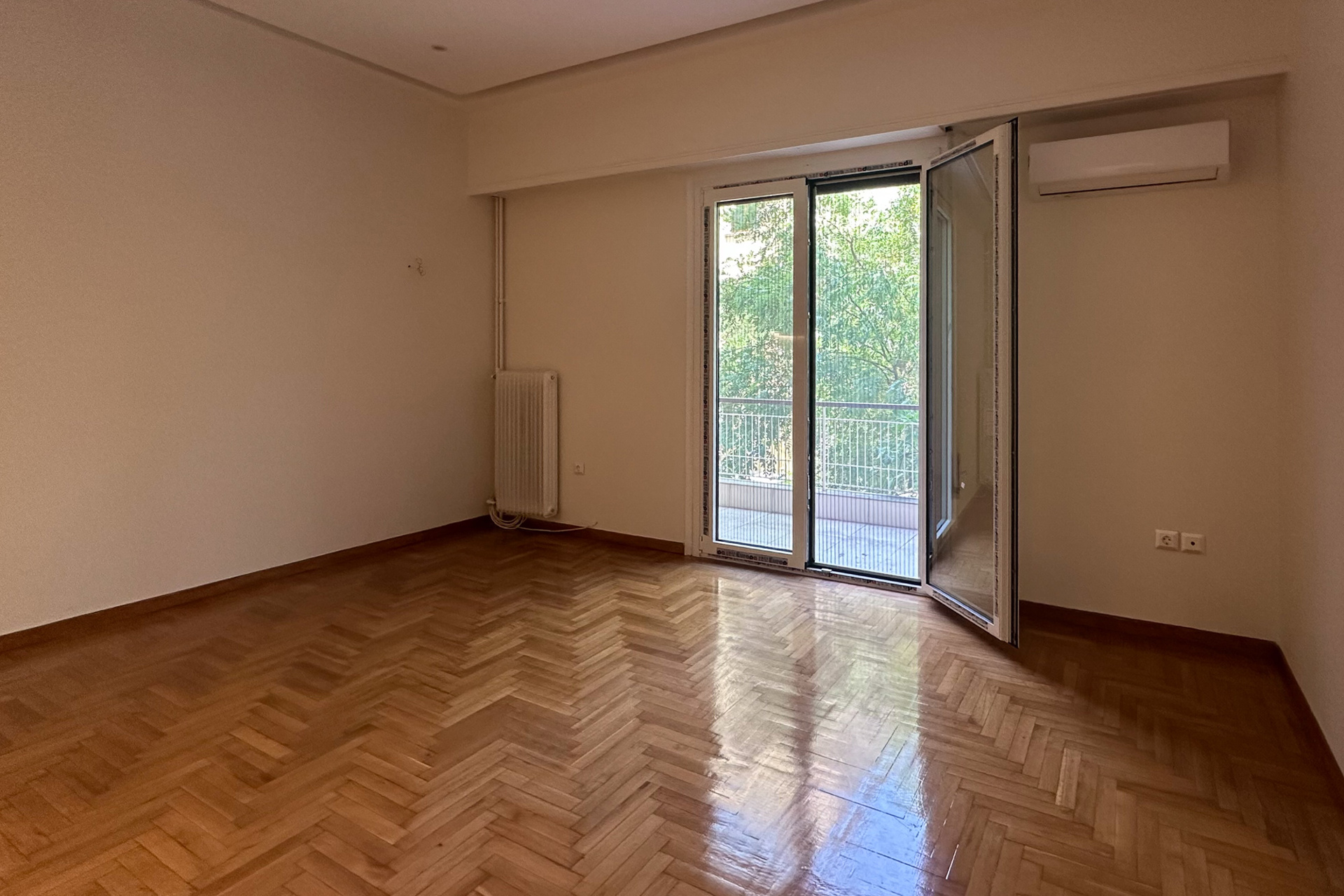 von_poll_real_estate_property_1625945_image_6