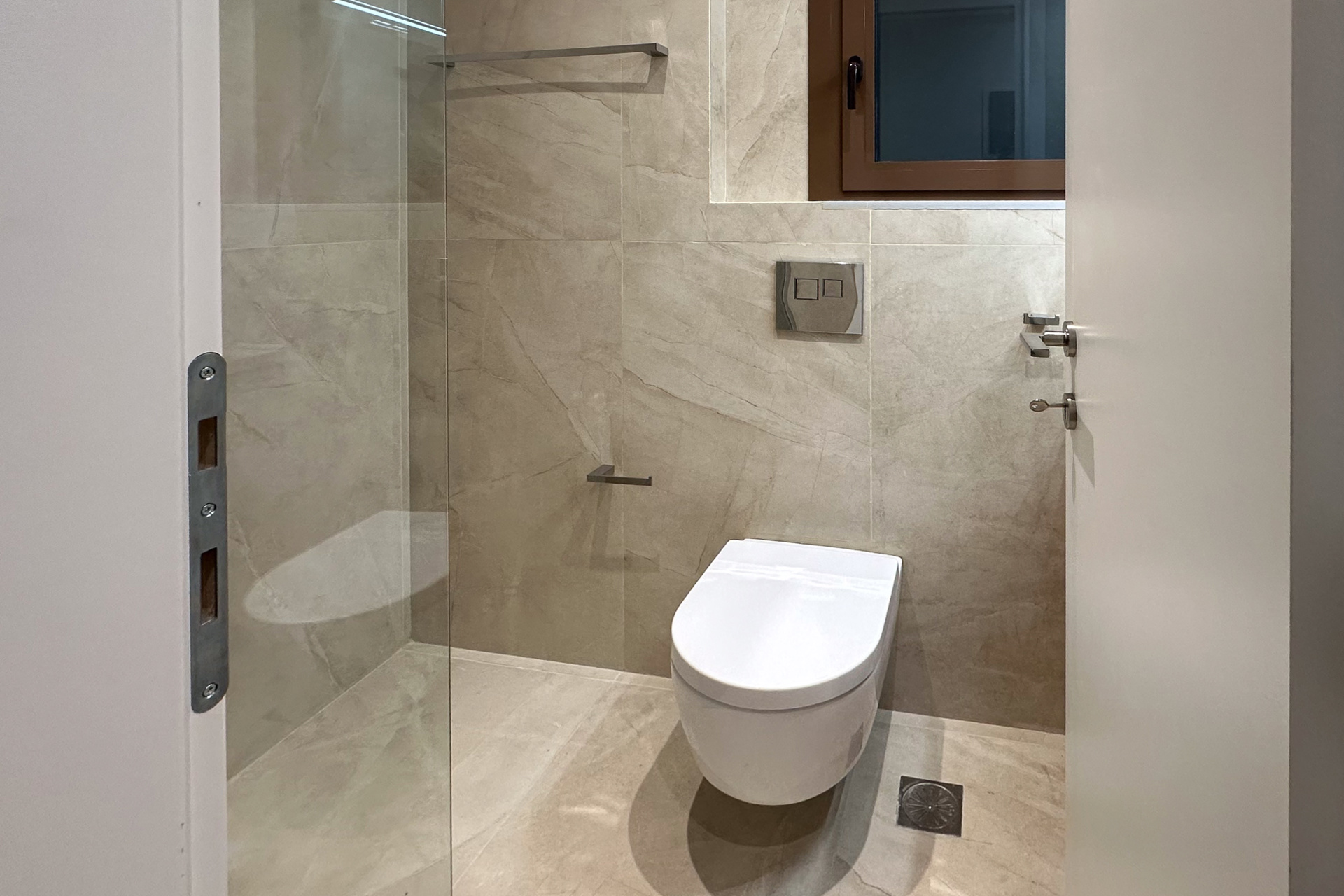 von_poll_real_estate_property_1625945_image_7