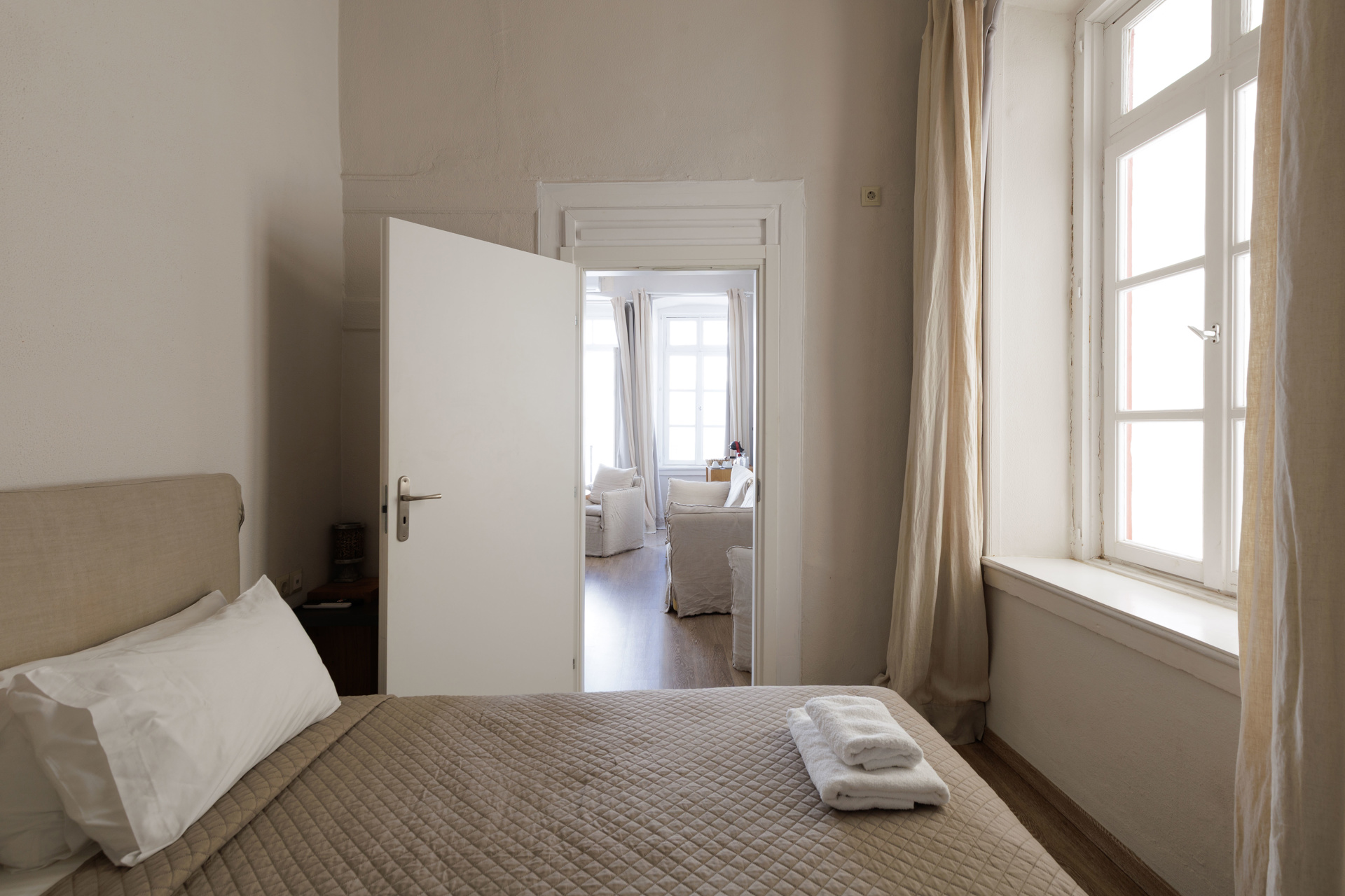 von_poll_real_estate_property_1654663_image_17