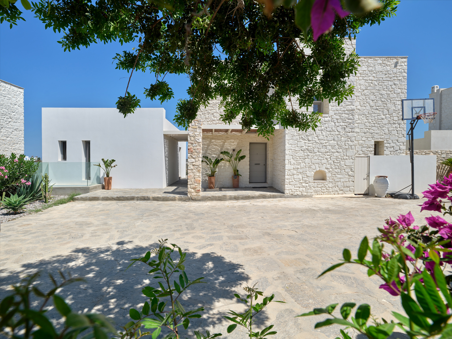 von_poll_real_estate_property_1673380_image_3