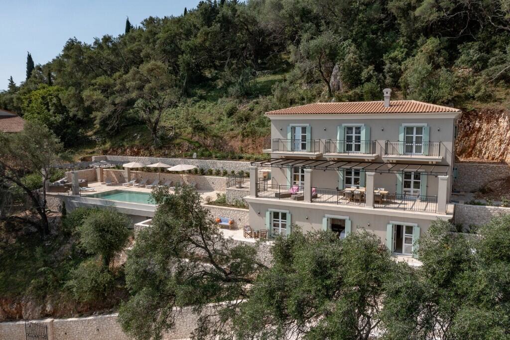 von_poll_real_estate_property_1677744_image_2