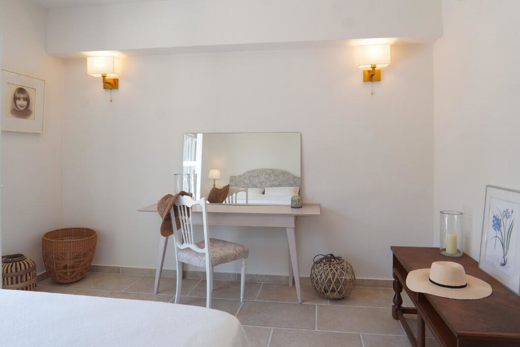 von_poll_real_estate_property_1677744_image_17