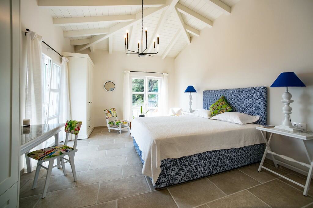 von_poll_real_estate_property_1677744_image_12