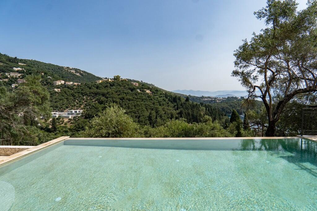 von_poll_real_estate_property_1677744_image_4