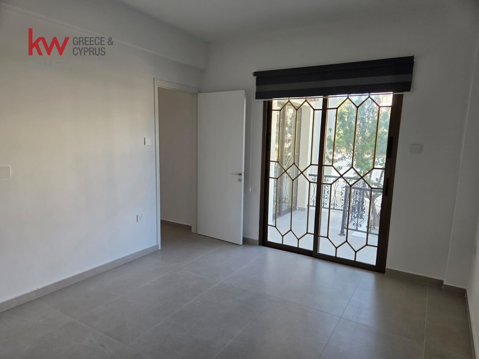 Semi-detached for rent
