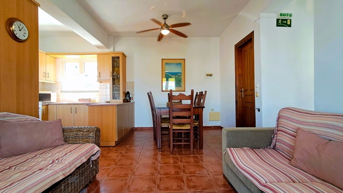 3 Level Town House with Pool Access and Mountain Views – Just 1 Minute from the Beach in Almyrida - 7