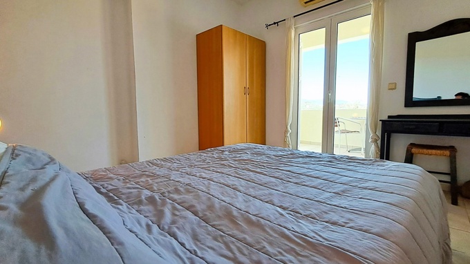 3 Level Town House with Pool Access and Mountain Views – Just 1 Minute from the Beach in Almyrida - 13