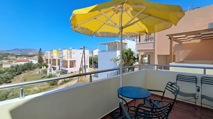 3 Level Town House with Pool Access and Mountain Views – Just 1 Minute from the Beach in Almyrida - 26
