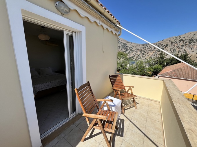 Well Designed 3 Bedroom Villa Steps from Kournas Lake - 21
