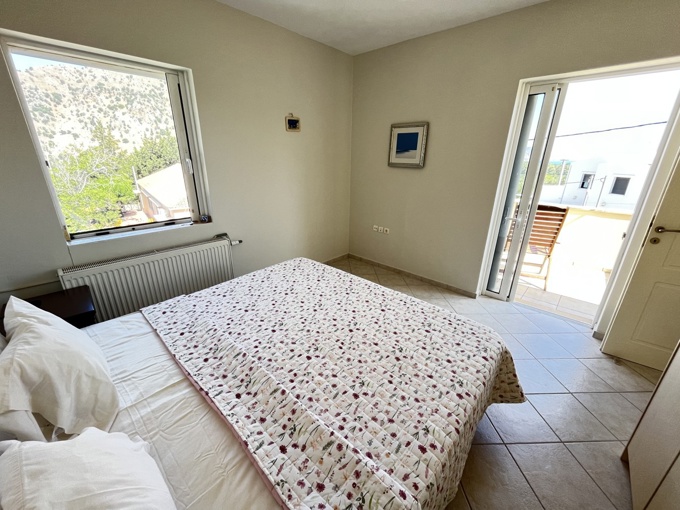 Well Designed 3 Bedroom Villa Steps from Kournas Lake - 18