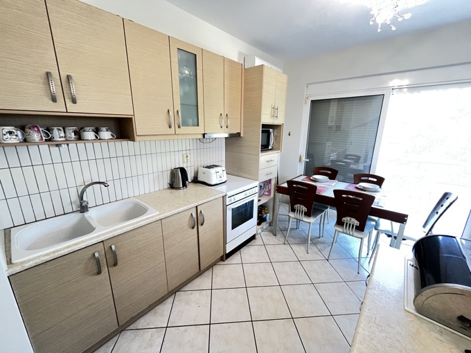 Well Designed 3 Bedroom Villa Steps from Kournas Lake - 8