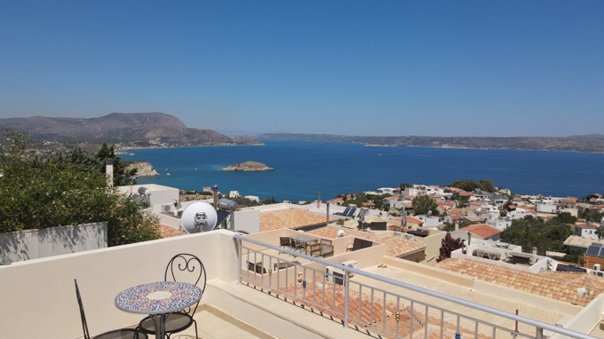 Plaka Residence with Roof Terrace & Sea Views For Sale - 24