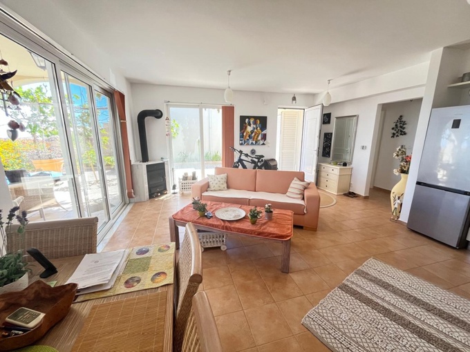 Plaka Residence with Roof Terrace & Sea Views For Sale - 10