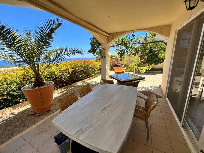 Plaka Residence with Roof Terrace & Sea Views For Sale - 19