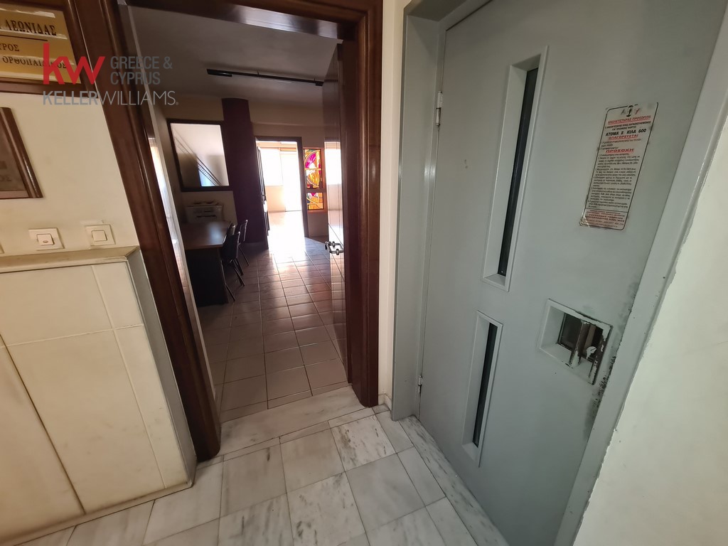 1716350 - Γραφείο Προς Ενοικίαση, Καρδίτσα, 63,50 τ.μ., €320