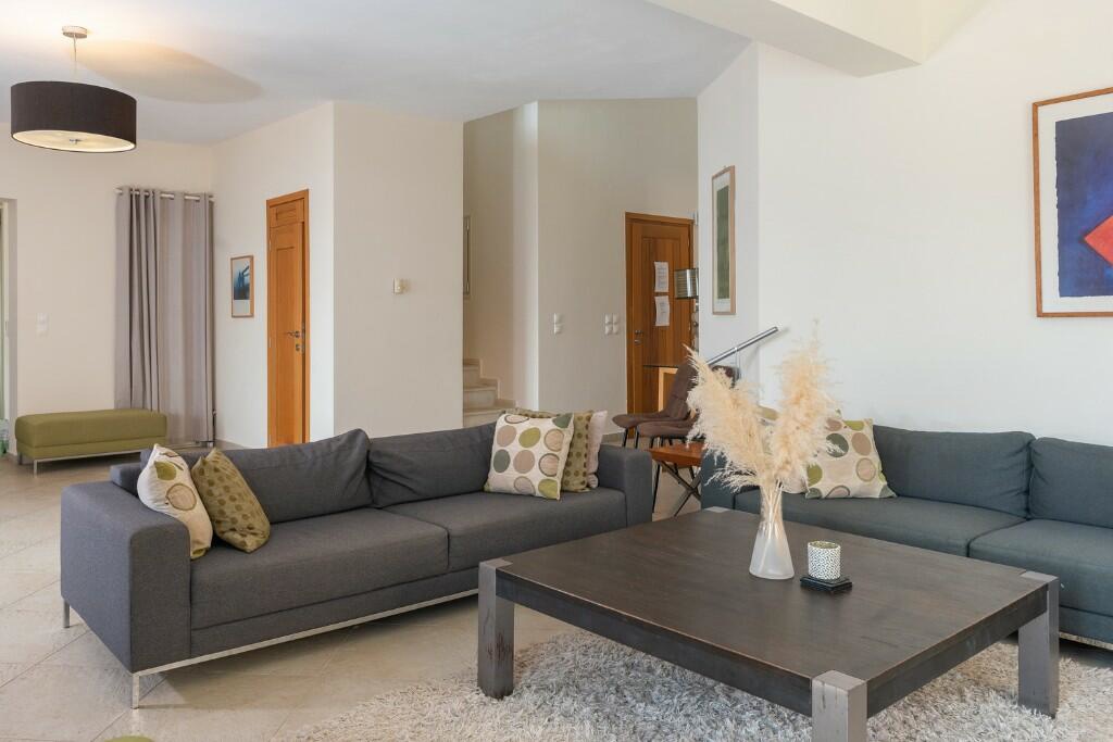 von_poll_real_estate_property_1718062_image_10