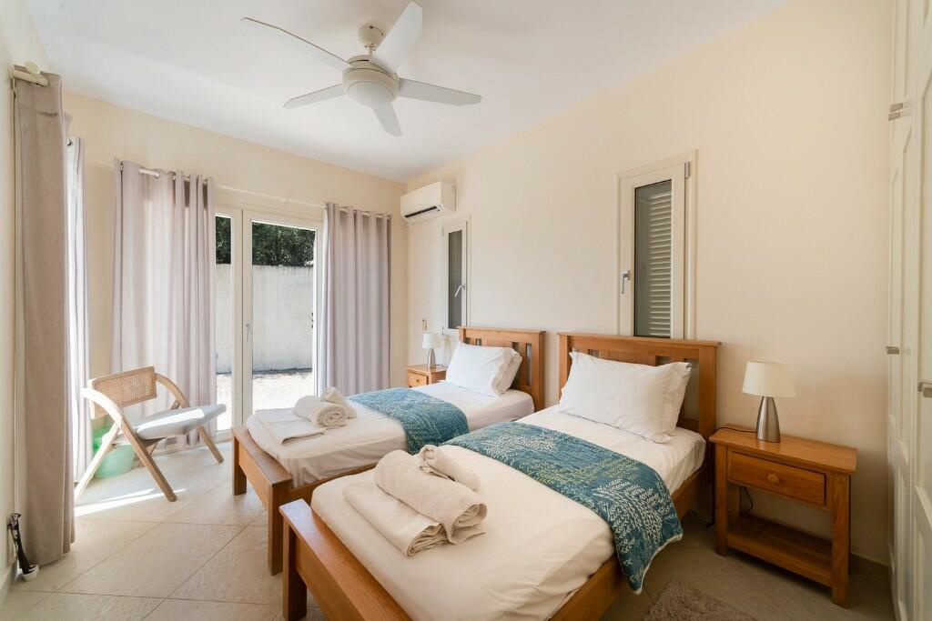 von_poll_real_estate_property_1718062_image_20