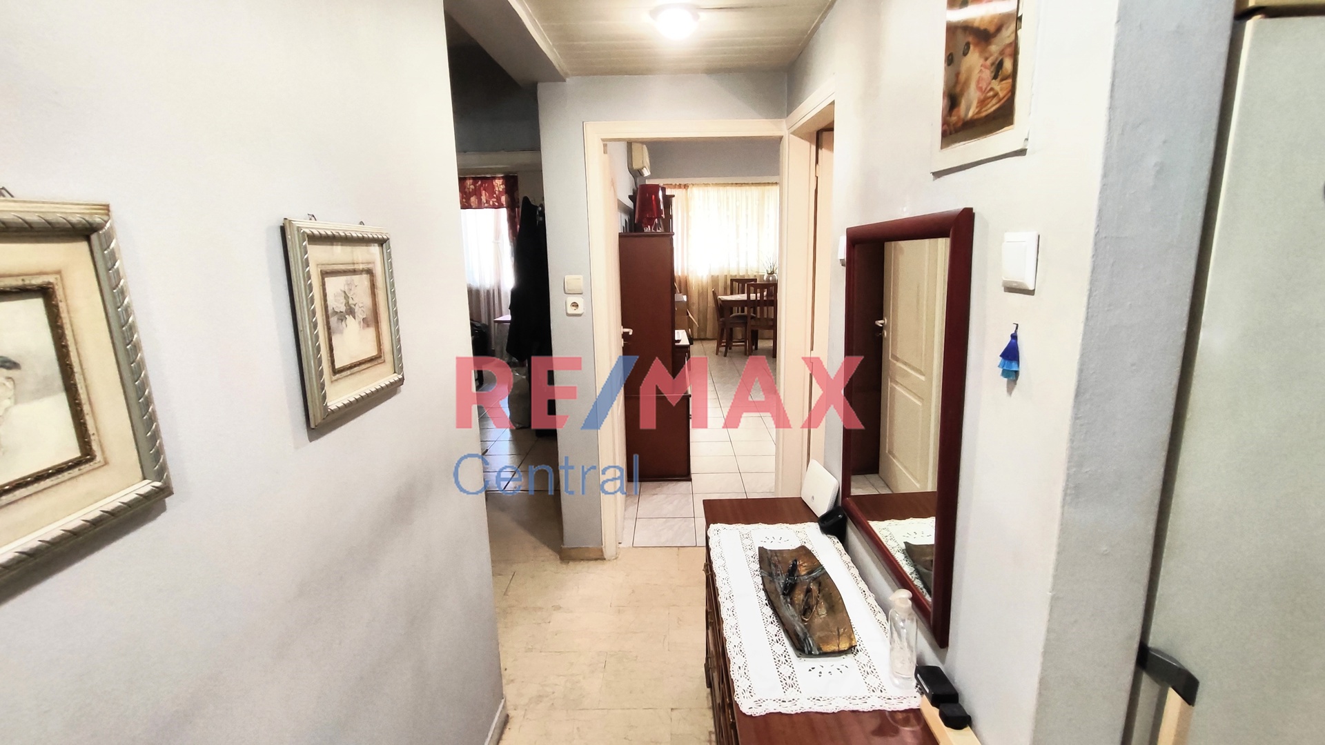 Remax Central