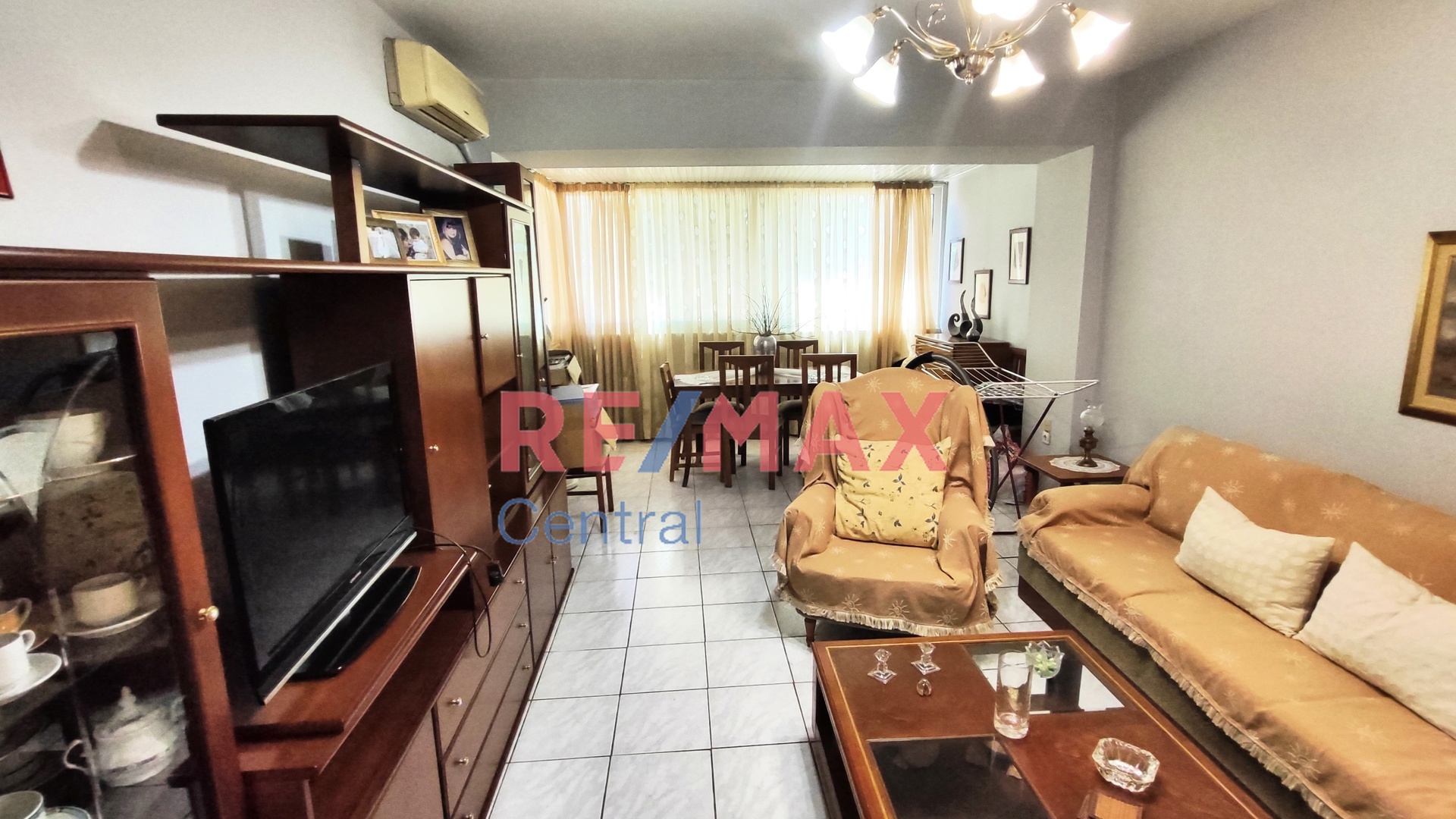 Remax Central