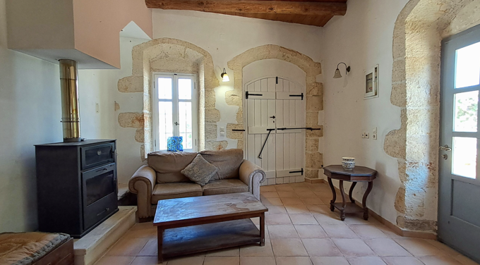Traditional 2 Bedroom Stone Villa with Garden and Expansion Potential in Vamos, Crete - 19