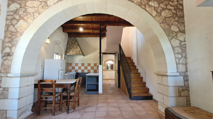Traditional 2 Bedroom Stone Villa with Garden and Expansion Potential in Vamos, Crete - 17