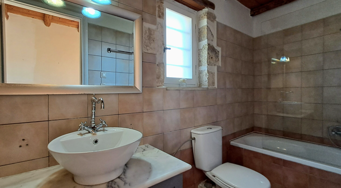 Traditional 2 Bedroom Stone Villa with Garden and Expansion Potential in Vamos, Crete - 23