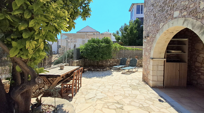 Traditional 2 Bedroom Stone Villa with Garden and Expansion Potential in Vamos, Crete - 11
