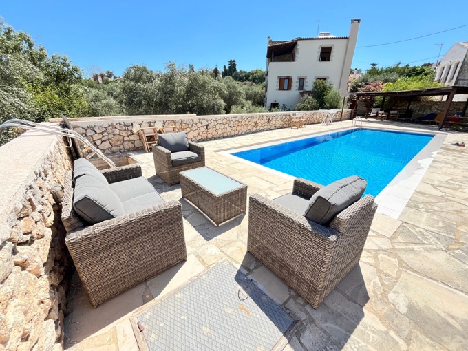 Spacious Multi-Level Villa with Pool and Independent Suites in Vamos Village - 1