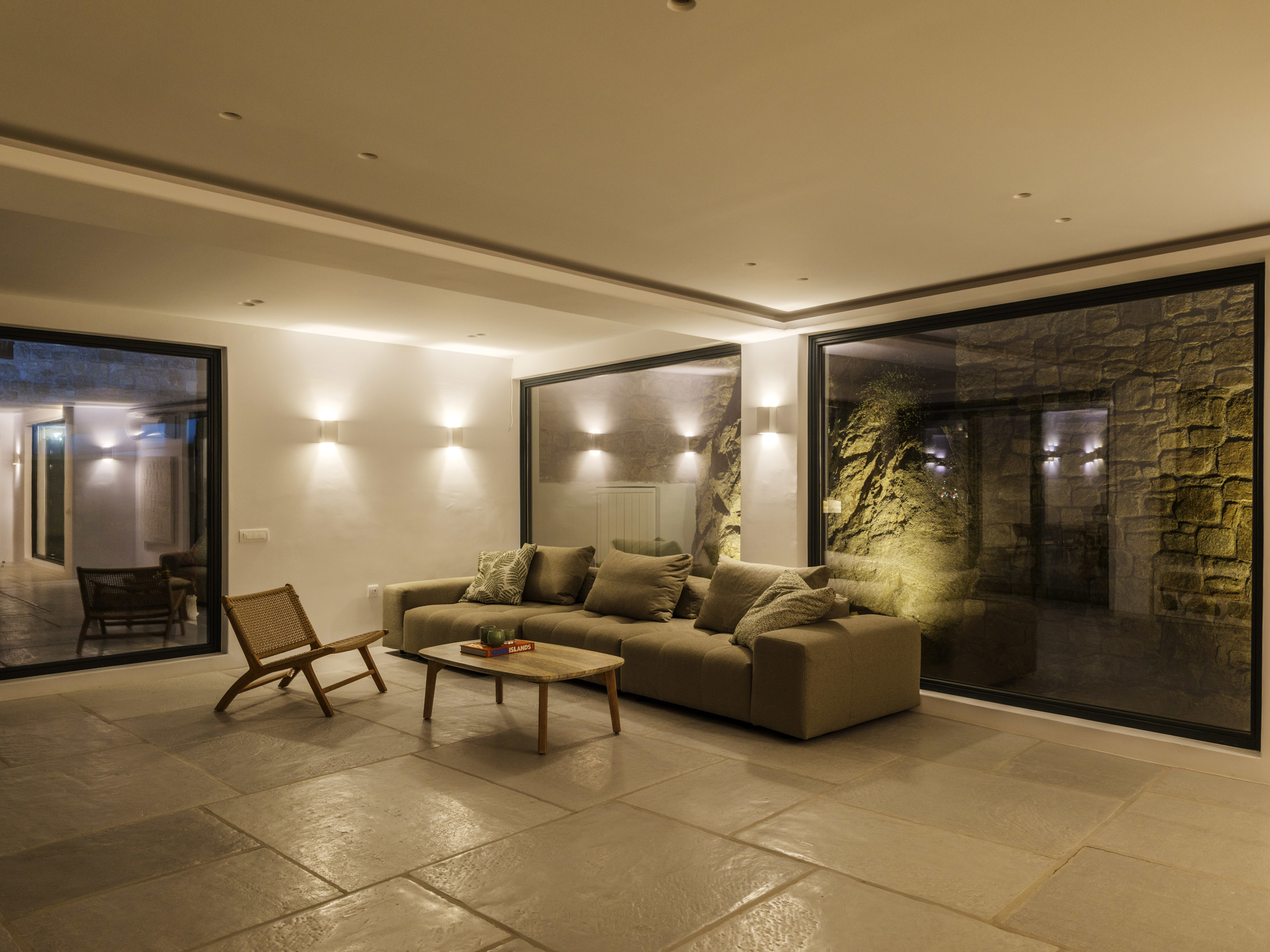 von_poll_real_estate_property_1743116_image_25