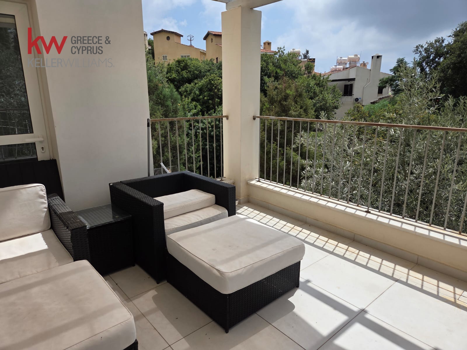 Maisonette for rent