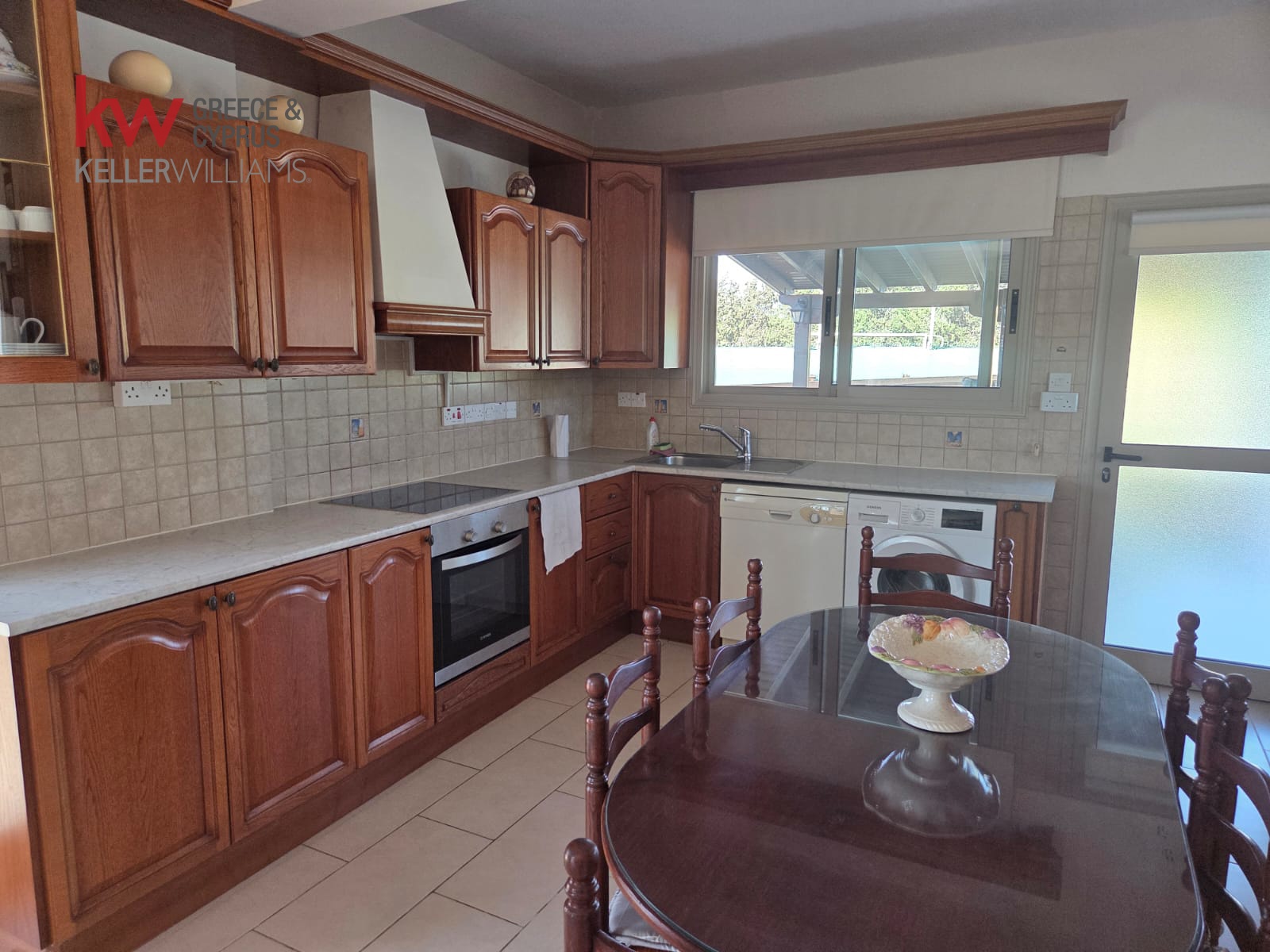 Detached House for rent