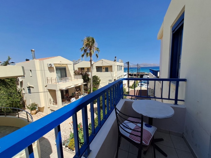 Seafront 2-Bedroom Apartment in Almyrida - 12