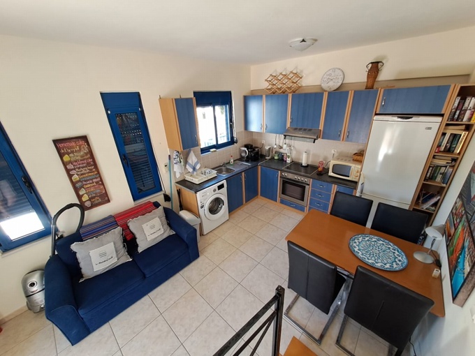 Seafront 2-Bedroom Apartment in Almyrida - 2