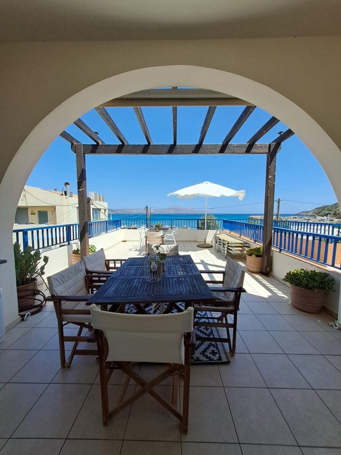 Seafront 2-Bedroom Apartment in Almyrida - 18