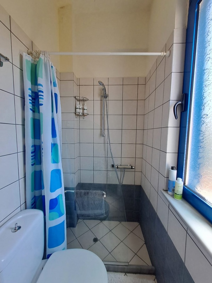 Seafront 2-Bedroom Apartment in Almyrida - 6