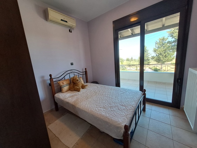Spacious 3-Bedroom Villa with Basement, Large Private Plot & Stunning Views - 19