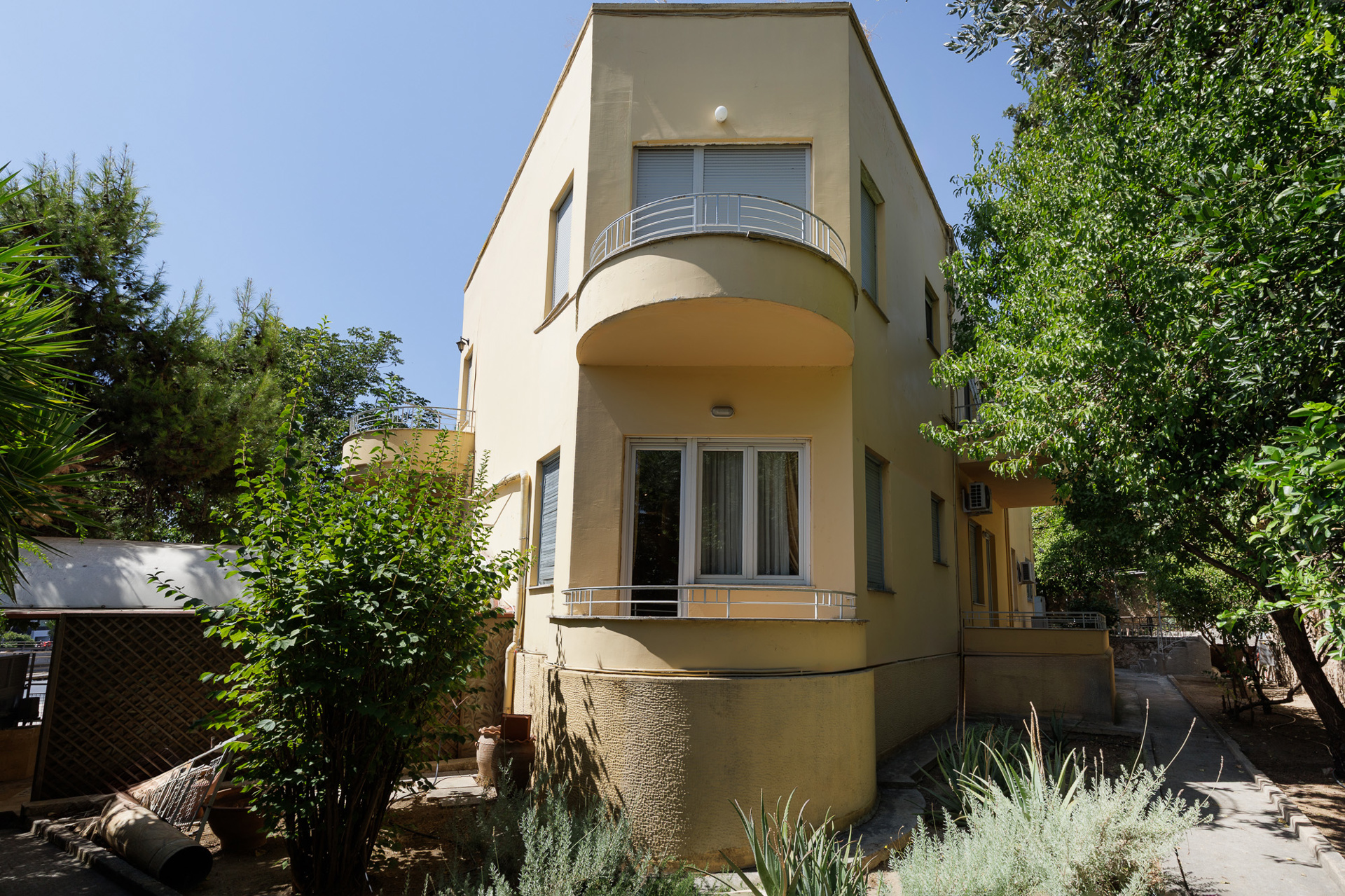 von_poll_real_estate_property_1803446_image_24