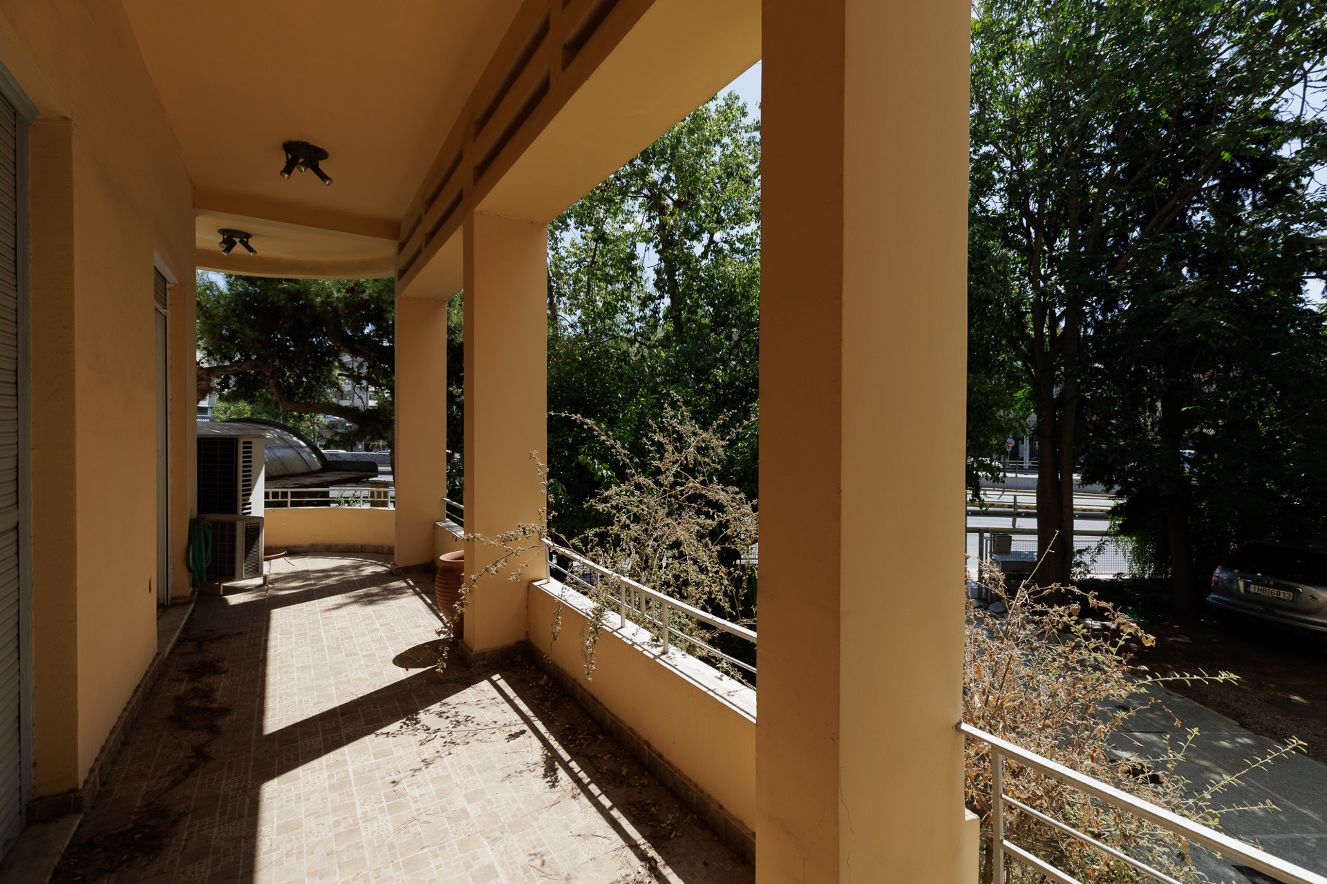 von_poll_real_estate_property_1803446_image_20